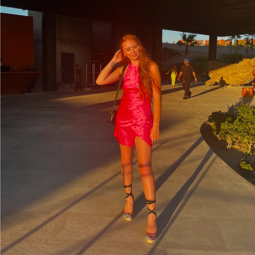 Elegant Pink Halter Dress